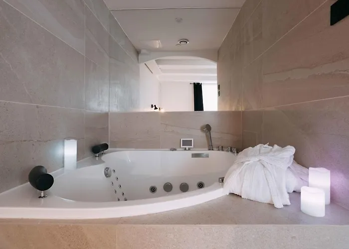 Bulle D'amour - Jacuzzi, 10mn Palais&plage, Centre * Cannes