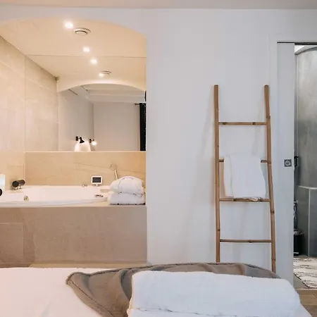 Apartmán Bulle D'amour - Jacuzzi, 10mn Palais&plage, Centre