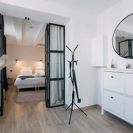 Apartmán Bulle D'amour - Jacuzzi, 10mn Palais&plage, Centre